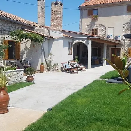 & Stelio Maison d'hôtes Loborika