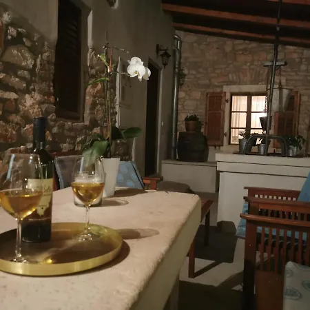 Rooms&apartment Stelio Loborika