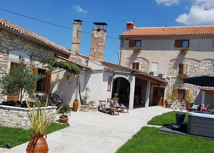 게스트하우스 & Stelio Loborika